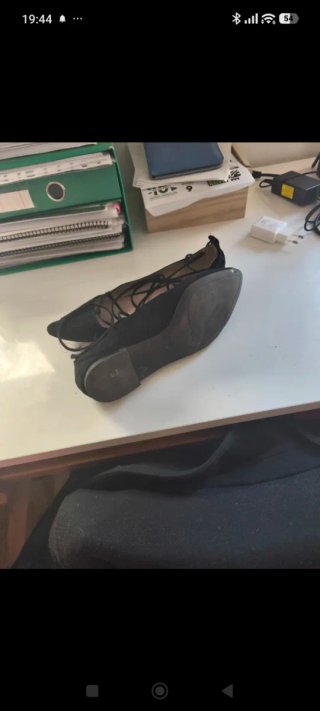 Zapatillas polipiel negras cordones talla 39