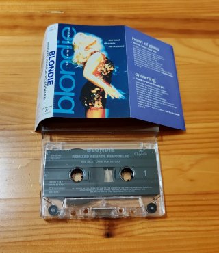 Cinta Cassette Blondie Remixed Remade Remodeled