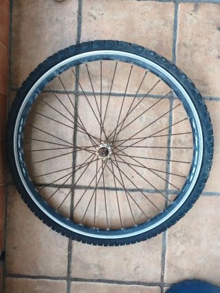 Llanta Bicicleta 26 con Piñonera