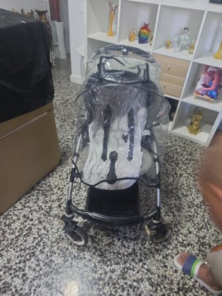 Cochecito de bebé en buen estado