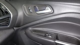 Ford Kuga 2.0 TDCi 140 4x2 Titanium