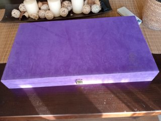 Cubertería Real Madrid Morada y Plateada 62 piezas