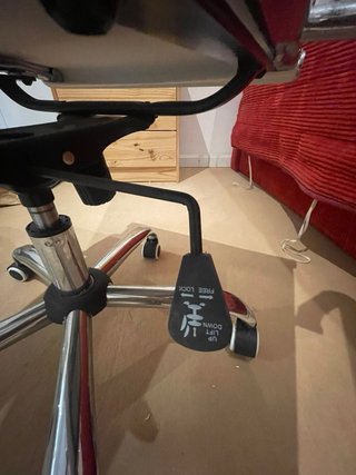 Silla de escritorio giratoria