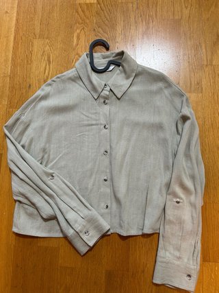 Camisa verde militar clara manga larga nueva