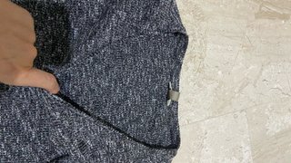 Jersey jaspeado cuello pico manga larga