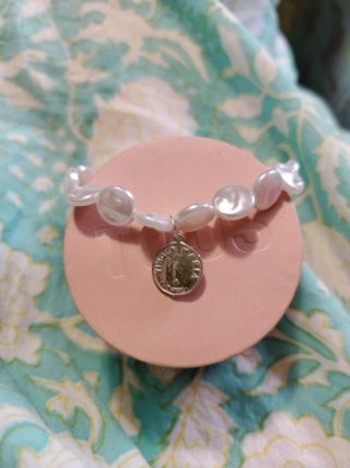 Pulsera Virgen Niña Perlas Plata