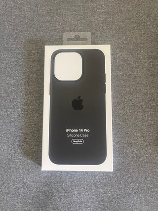 Funda iPhone 14 Pro Silicone MagSafe Negra