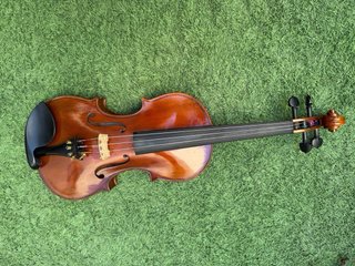 Violín 4/4 profesional