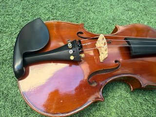 Violín 4/4 profesional