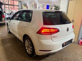 Volkswagen Golf VII