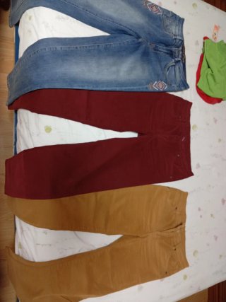 Lote 3 Pantalones vaqueros (Azul, Marrón, burdeos