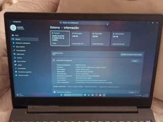 Portátil Lenovo 15,6 i3 10th 8GB RAM SSD 240GB