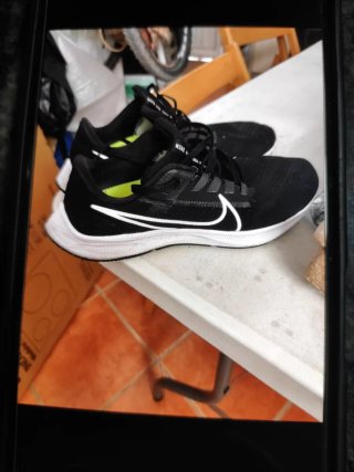 Zapatillas Nike Zoom Negras y Blancas