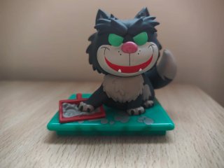 Funko Pop Lucifer Gato Negro