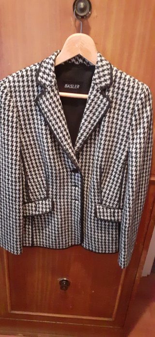 Chaqueta Basler Mujer Cuadros Blanco y Negro