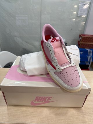 Air Jordan 1 Low OG SP Travis Scott Pink
