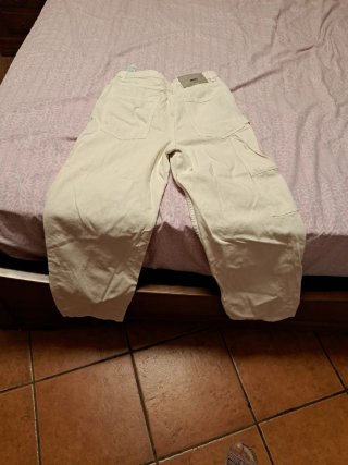 Pantalones anchos beige
