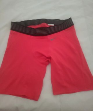 Mallas Nike cortas