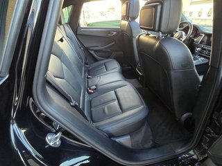 Porsche Macan Macan