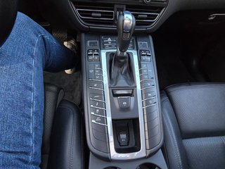 Porsche Macan Macan