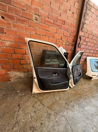 Puerta Citroen Saxo Blanca.LEER DESCRIPCION.