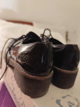 Zapatos Oxford charol negro