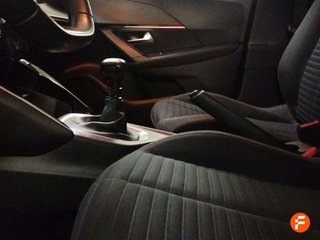 Peugeot 2008 Active Puretech 100 S&S BVM6