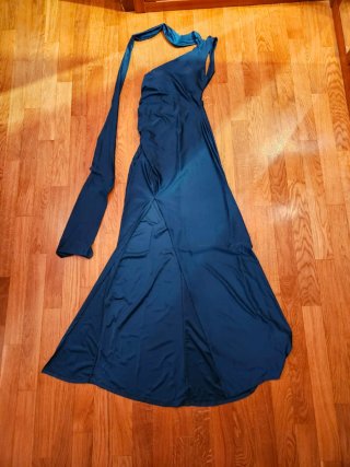 Vestido azul petróleo para bodas o evento especial