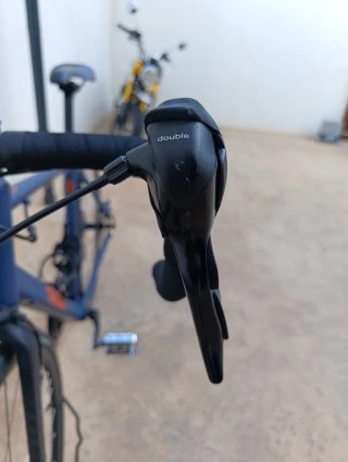 Bicicleta Triban RC120 Disc Road Bike