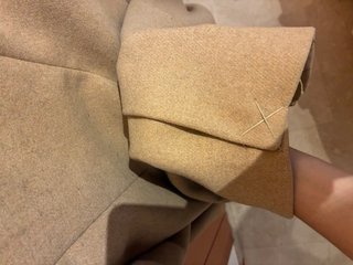 Abrigo largo Camel Stradivarius
