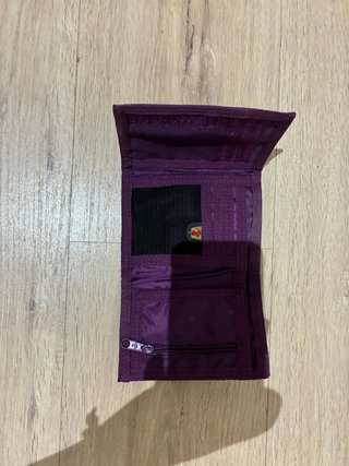 Cartera Totto Morada Diseño Floral
