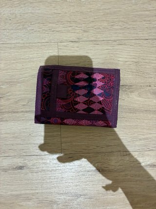 Cartera Totto Morada Diseño Floral