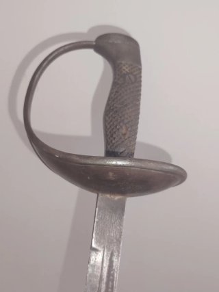 Espada antigua, fabricado en Toledo.