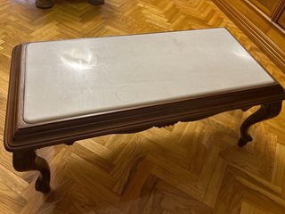 Mesa baja de salón madera y mármol