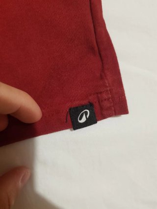 Camiseta Decathlon Burdeos Talla M BUENA