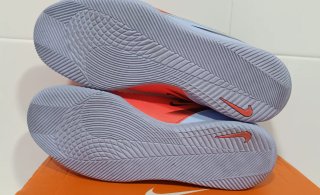 Botas de fútbol Nike Phantom 6 Low Club Talla 40