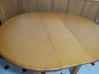 Mesa extensible de madera