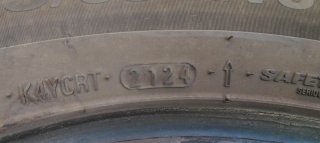 Dos neumáticos 4 estaciones KUMHO SOLUS 4S HA32