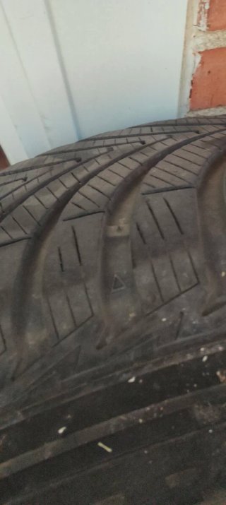 Dos neumáticos 4 estaciones KUMHO SOLUS 4S HA32