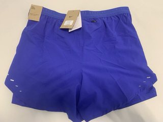 Pantalón corto Nike Stride L Malla Interior