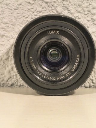 Objetivo Panasonic 12-32mm M4/3