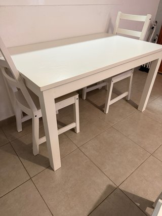 Mesa comedor extensible ikea + 4 sillas