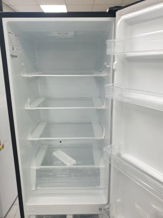 Nevera Gorenje Negra 1.80m x 54cm  Nueva con tara