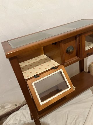 Mueble auxiliar madera con cristal y cajón