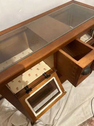 Mueble auxiliar madera con cristal y cajón
