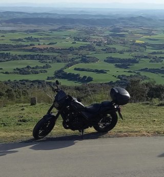 Moto Cruiser/Touring Negra