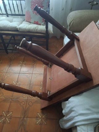 Mesa de centro de madera y cristal