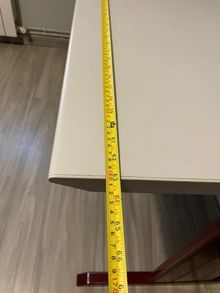 Escritorio Oficina Blanco y Granate
