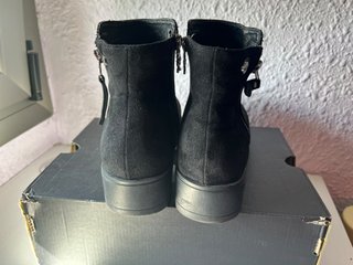 Botines Xti Negros