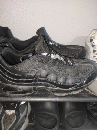 Nike Air Max 95 Negras